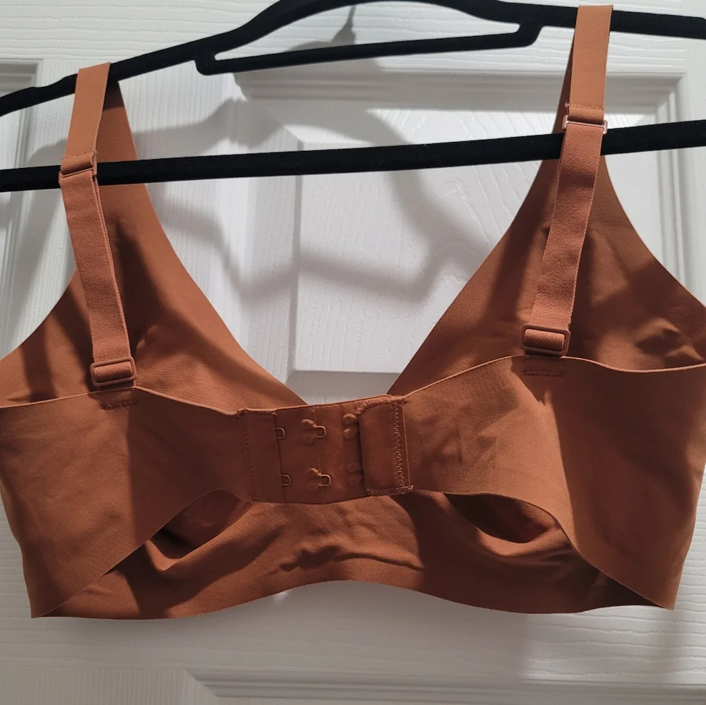 SKIMS Naked Plunge Bralette Bronze S-DD - Picture 5 of 6